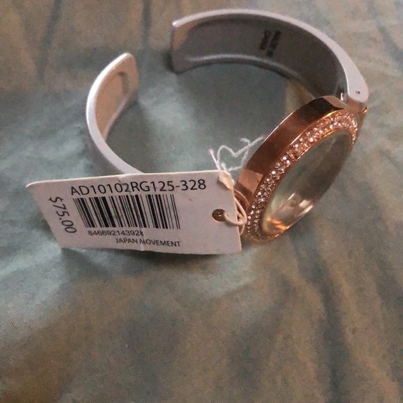 Women wrist watch - Picture 6 of 8